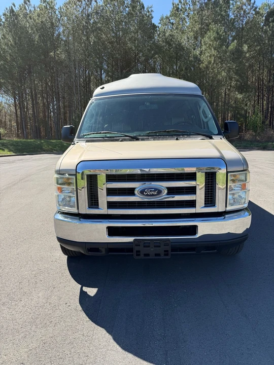 2011 Ford Econoline Van - Image 2 of 21