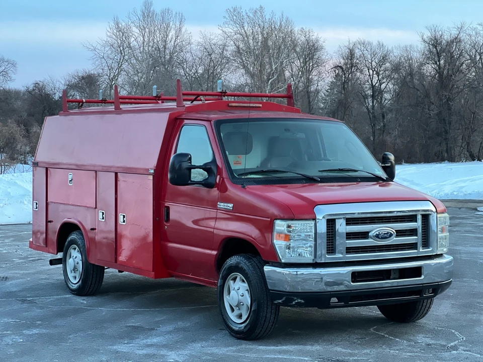 2011 Ford Econoline Van - Image 9 of 21