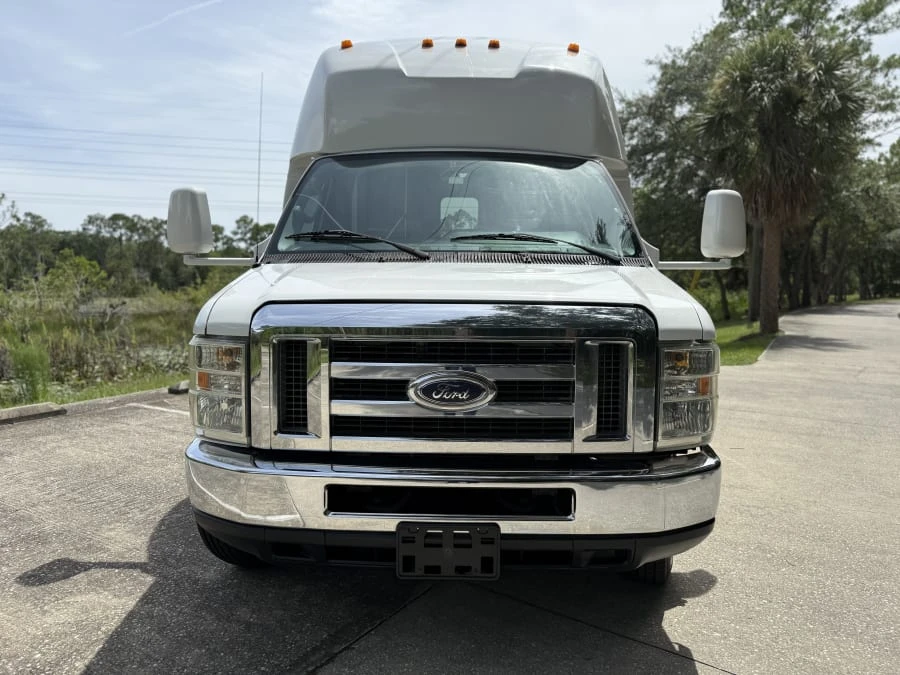 2011 Ford Econoline Van - Image 5 of 31