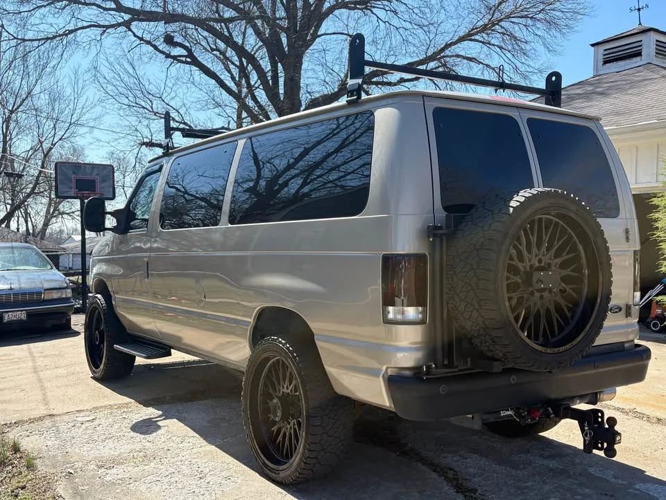 2011 Ford Econoline Van - Image 6 of 10