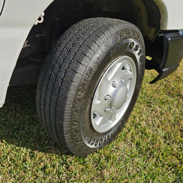 2011 Ford Econoline Van - Image 16 of 16