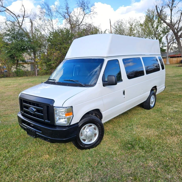 2011 Ford Econoline Van - Image 4 of 16