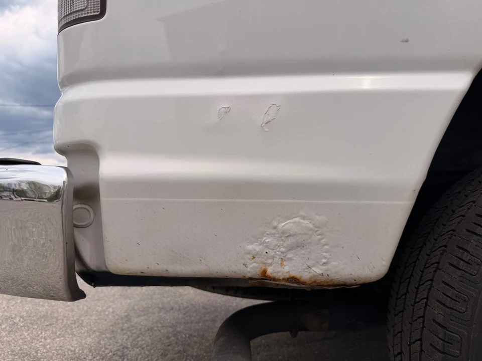2011 Ford Econoline Van - Image 14 of 18