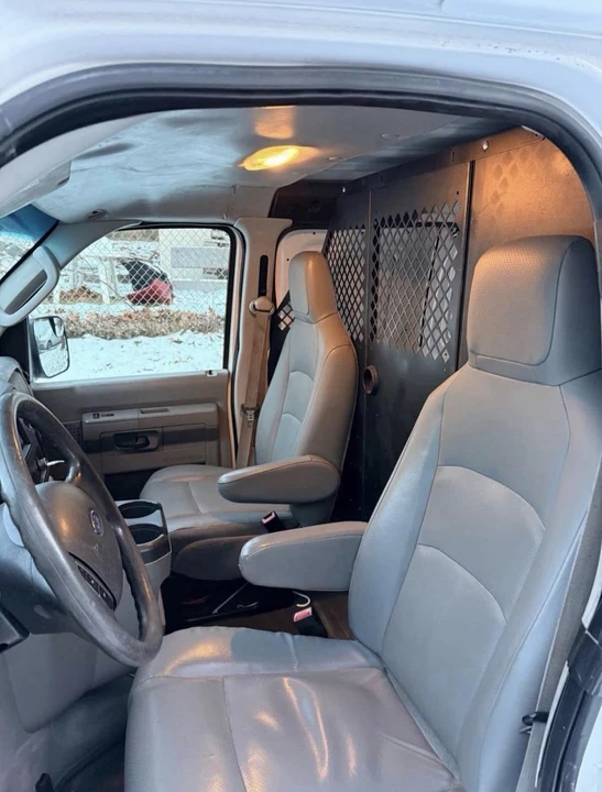 2011 Ford Econoline Van - Image 5 of 18