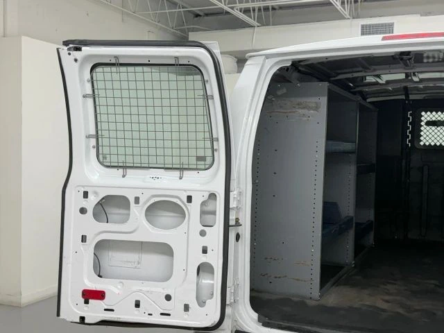 2011 Ford Econoline Van - Image 30 of 31