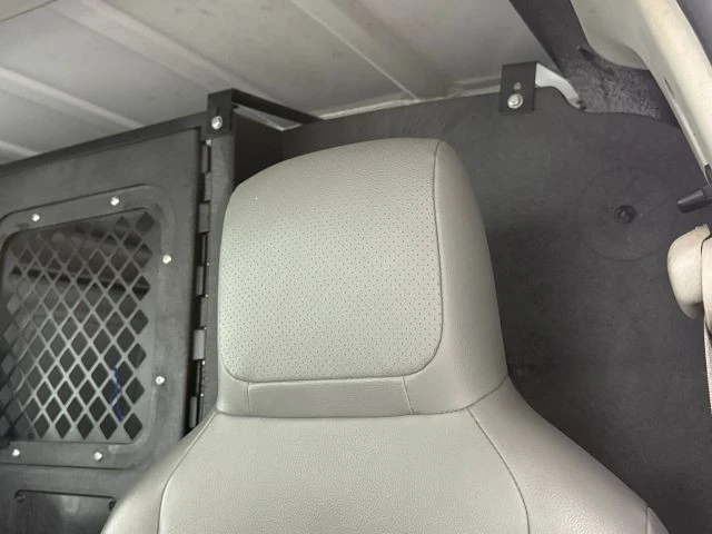 2011 Ford Econoline Van - Image 19 of 31