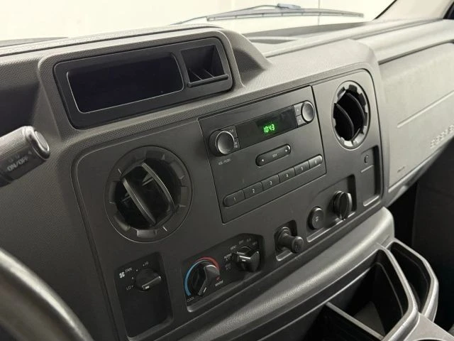 2011 Ford Econoline Van - Image 20 of 31