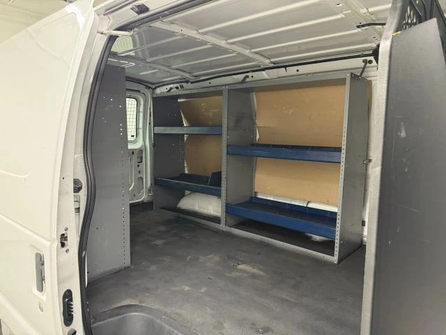 2011 Ford Econoline Van - Image 16 of 31
