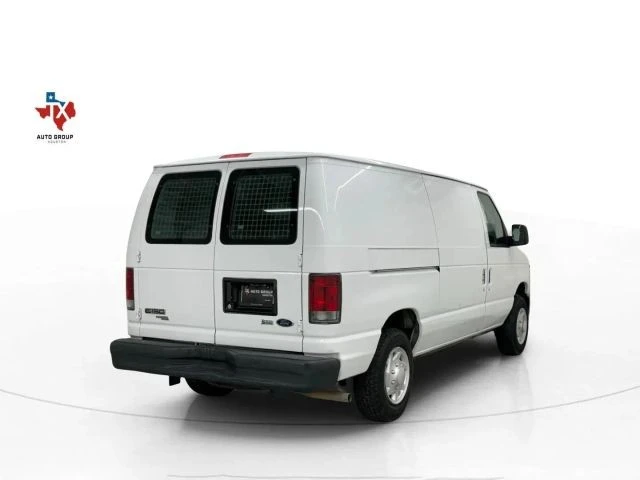 2011 Ford Econoline Van - Image 7 of 31
