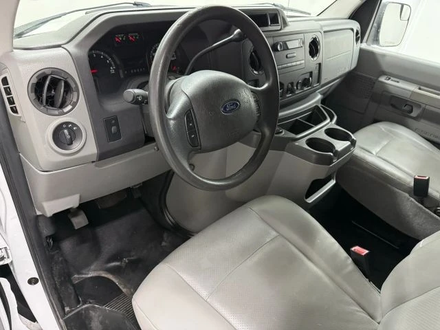 2011 Ford Econoline Van - Image 2 of 31