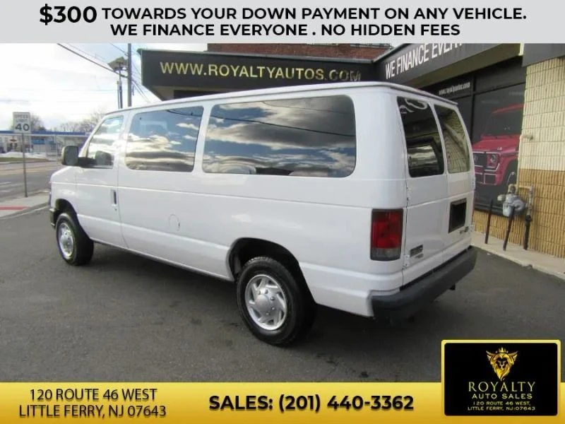 2011 Ford Econoline Van - Image 7 of 12