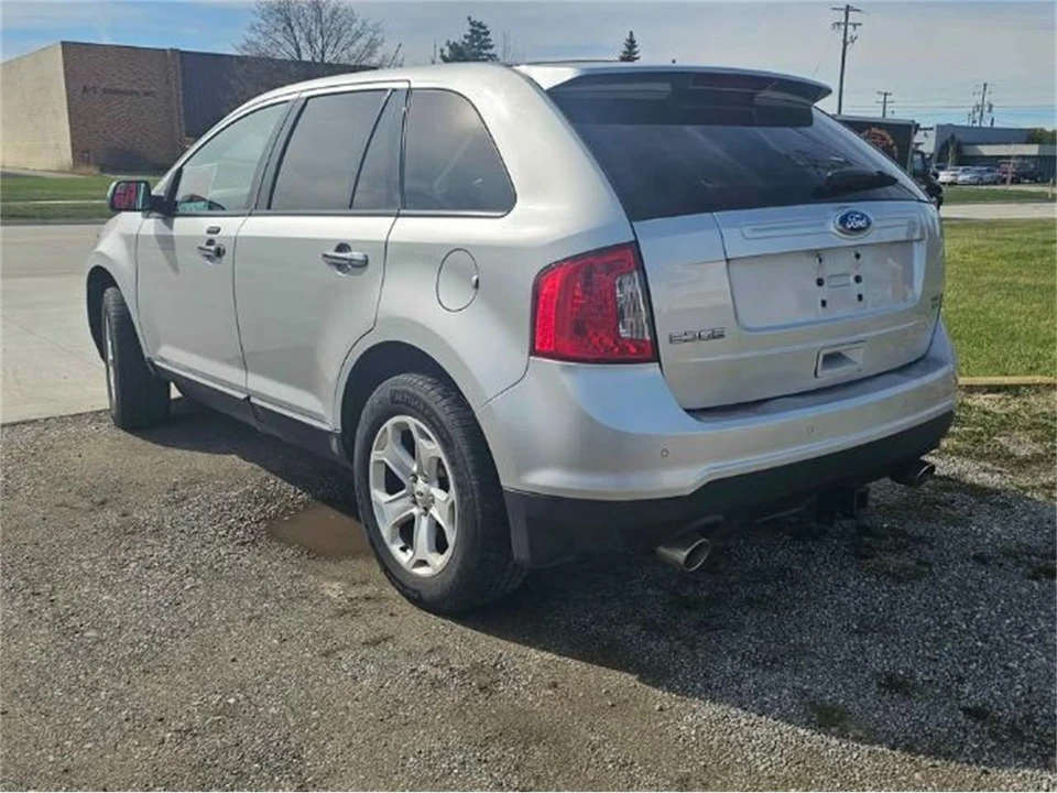2011 Ford Edge - Image 10 of 15