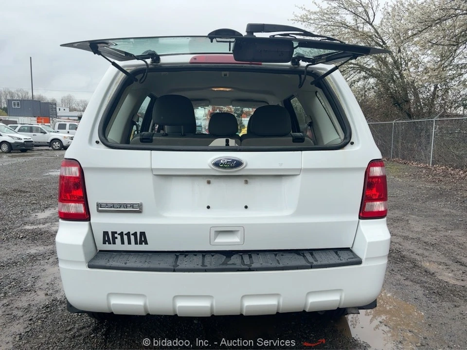 2011 Ford Escape - Image 9 of 12