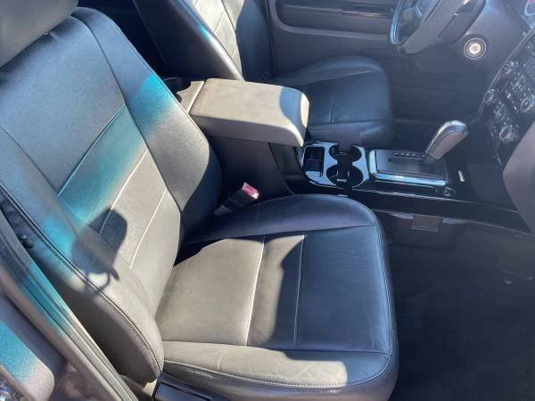 2011 Ford Escape - Image 10 of 17