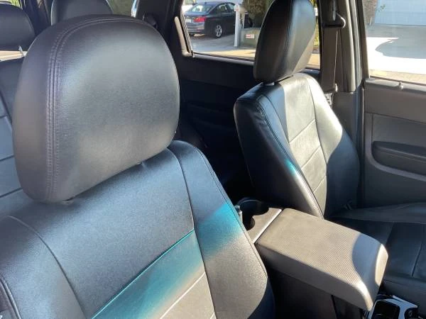 2011 Ford Escape - Image 12 of 17