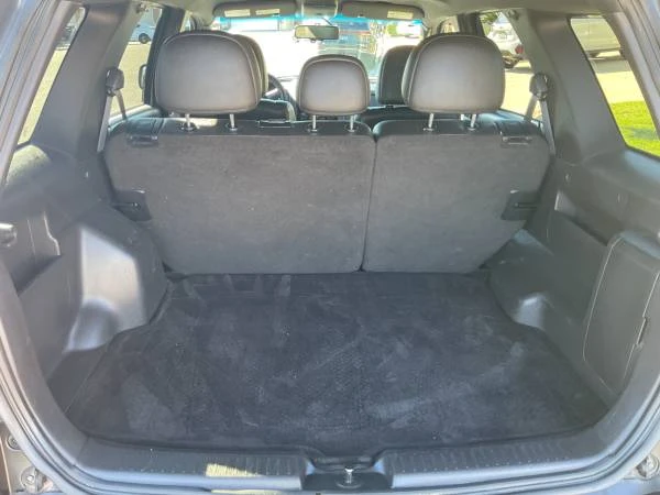 2011 Ford Escape - Image 8 of 17