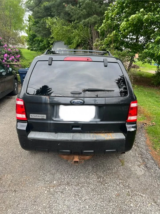 2011 Ford Escape - Image 2 of 7
