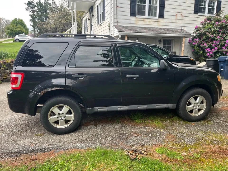 2011 Ford Escape - Image 4 of 7