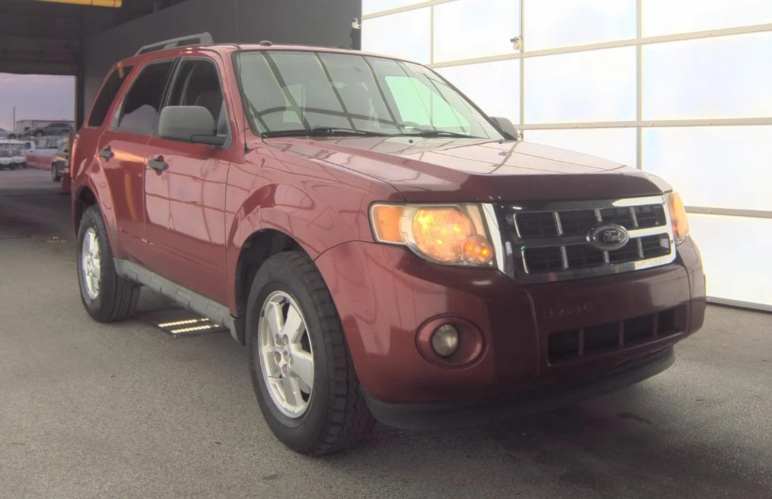 2011 Ford Escape - Image 3 of 10