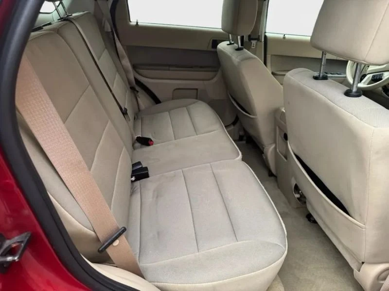2011 Ford Escape - Image 8 of 11