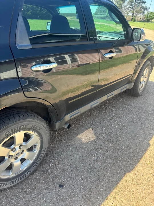 2011 Ford Escape - Image 10 of 11