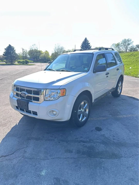 2011 Ford Escape - Image 2 of 10