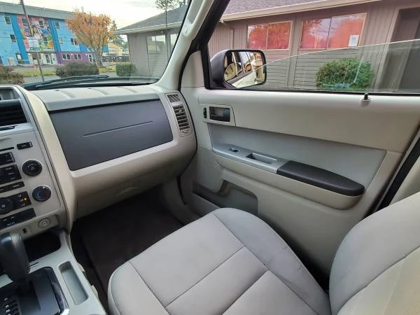 2011 Ford Escape - Image 18 of 21