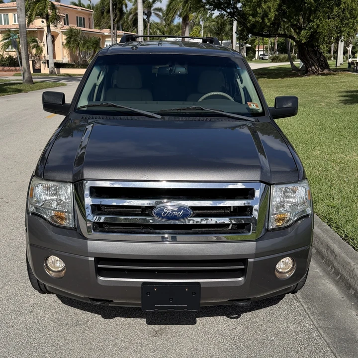 2011 Ford Expedition 3rd Gen - Image 4 of 12
