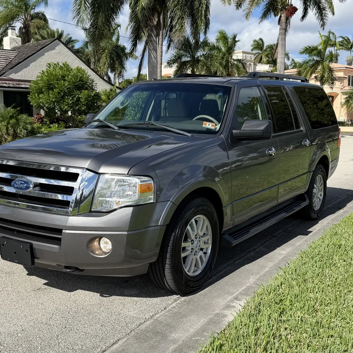 2011 Ford Expedition 3rd Gen - Image 6 of 12