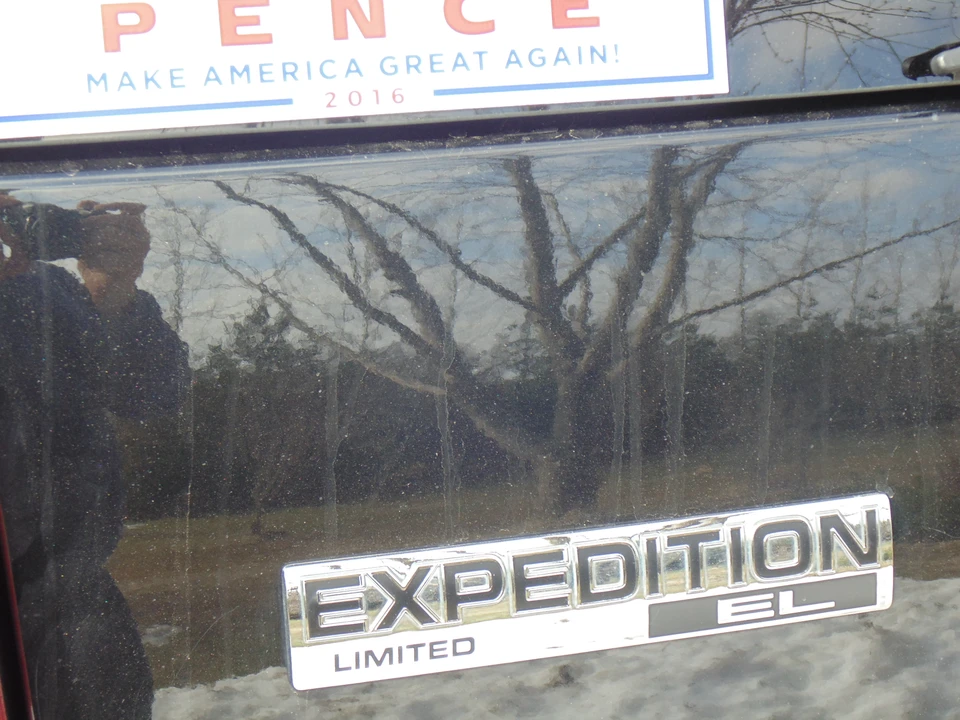 2011 Ford Expedition 3rd Gen - Image 16 of 23
