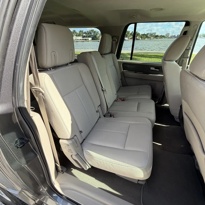 2011 Ford Expedition 3rd Gen - Image 19 of 21