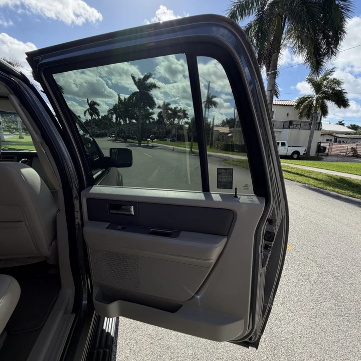 2011 Ford Expedition 3rd Gen - Image 15 of 21