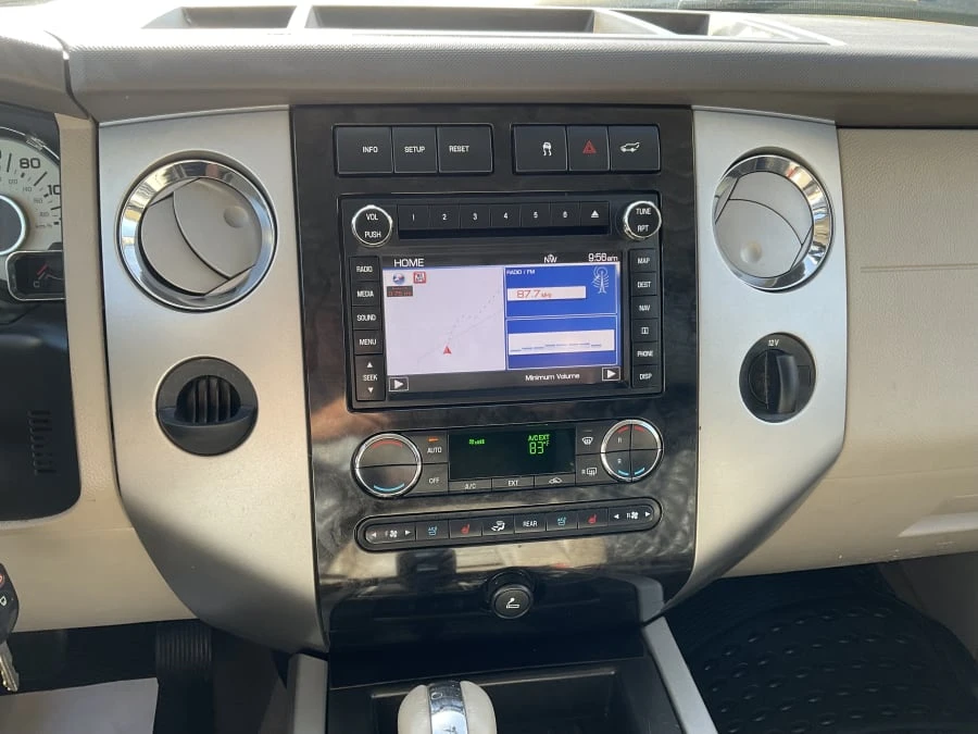 2011 Ford Expedition 3rd Gen - Image 6 of 9