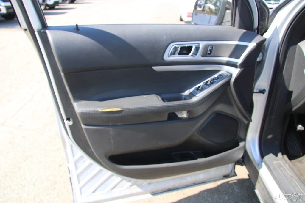 2011 Ford Explorer 5th Gen - Image 13 of 21