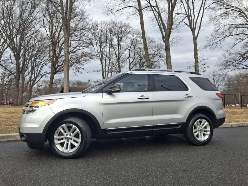 2011 Ford Explorer 5th Gen - Image 2 of 12