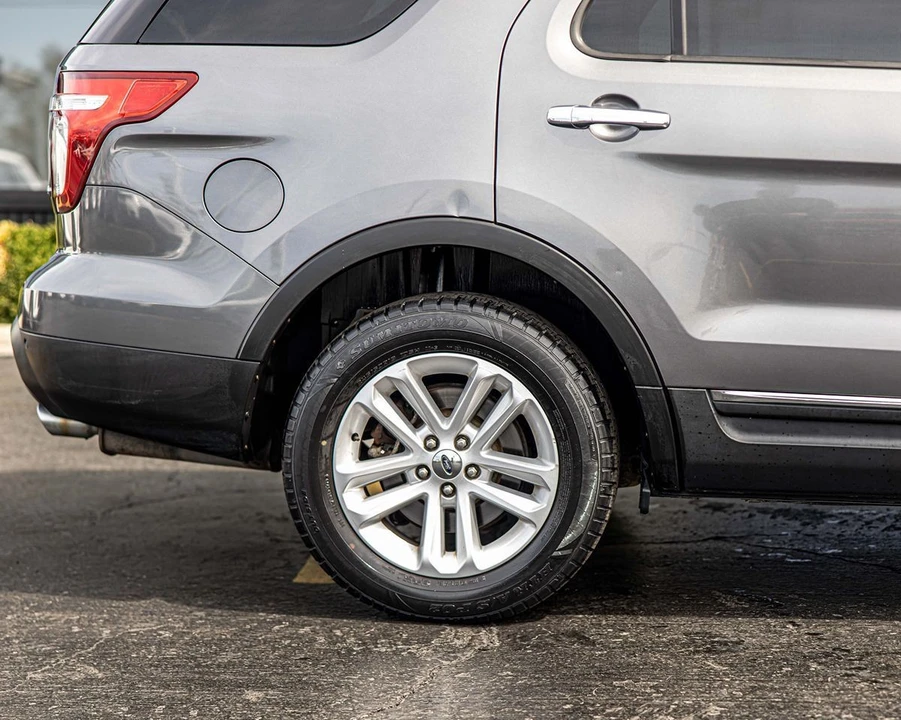 2011 Ford Explorer 5th Gen - Image 11 of 12