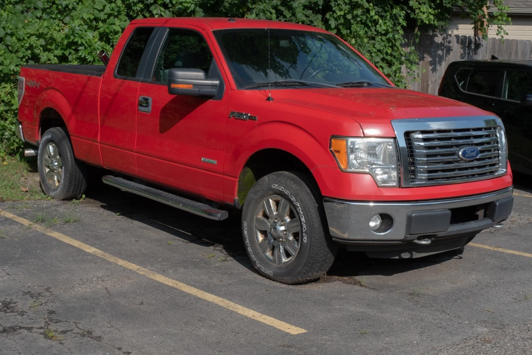 2011 Ford F-150 12th Gen - Image 2 of 13