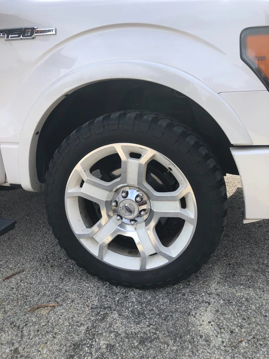 2011 Ford F-150 12th Gen - Image 2 of 21