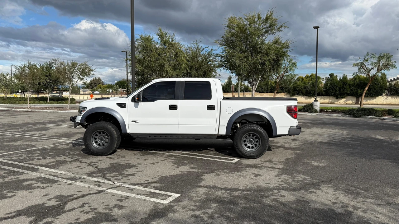 2011 Ford F-150 Raptor 12th Gen - Image 8 of 31