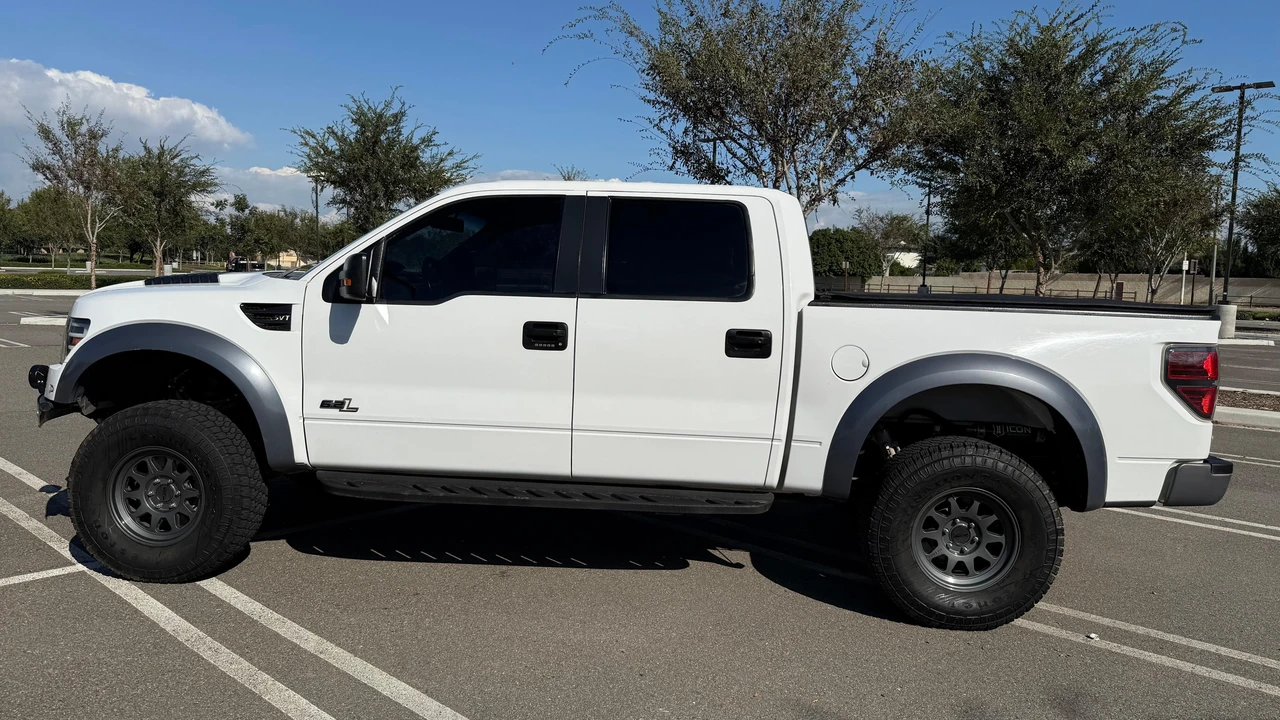 2011 Ford F-150 Raptor 12th Gen - Image 9 of 31