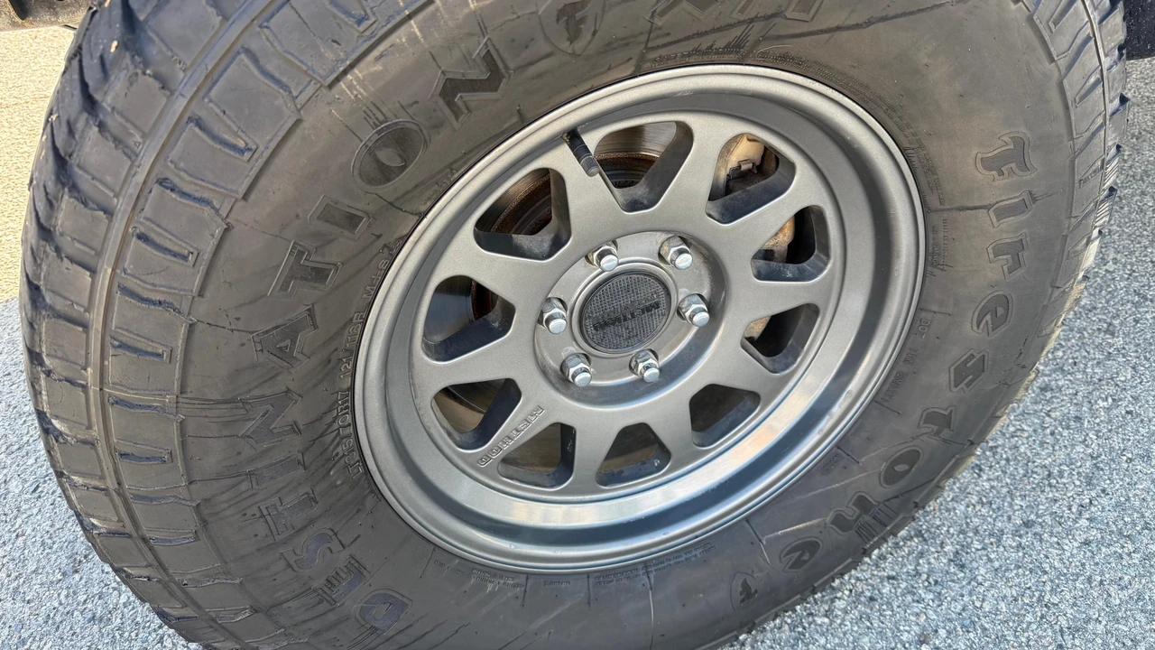 2011 Ford F-150 Raptor 12th Gen - Image 29 of 31