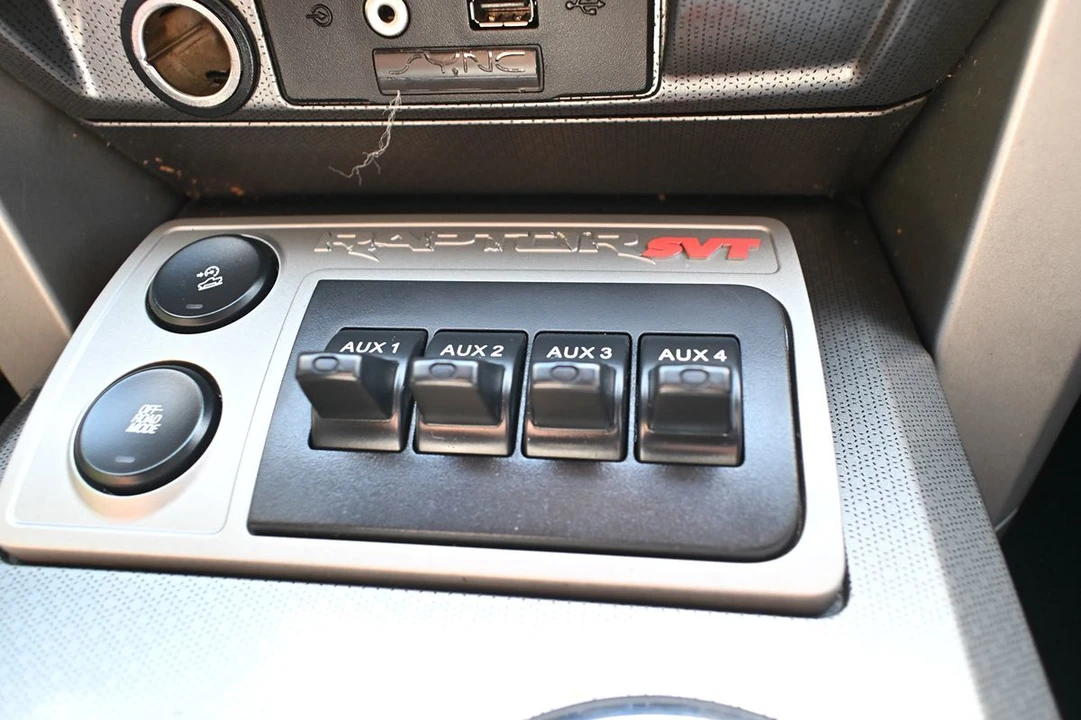 2011 Ford F-150 Raptor 12th Gen - Image 13 of 14