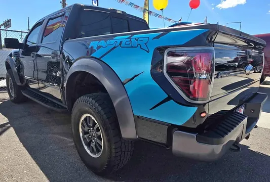 2011 Ford F-150 SVT Raptor Pickup 4D 5 1/2 ft