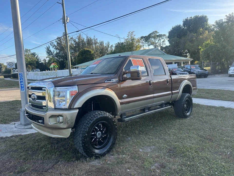 2011 Ford Super Duty 3rd Gen - Image 2 of 18
