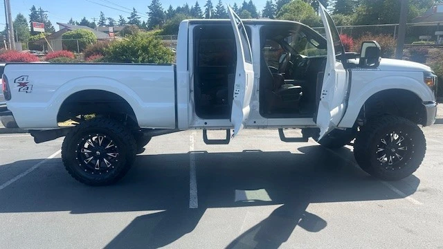 2011 Ford Super Duty 3rd Gen - Image 15 of 21