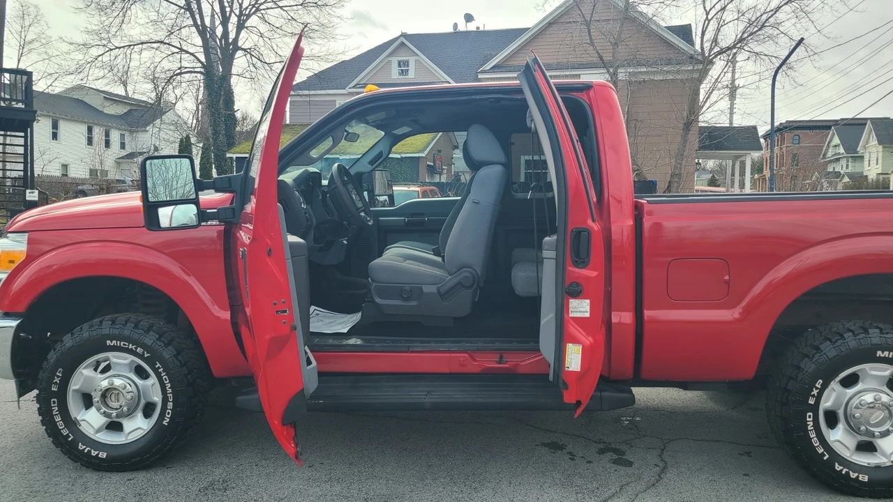 2011 Ford Super Duty 3rd Gen - Image 10 of 21