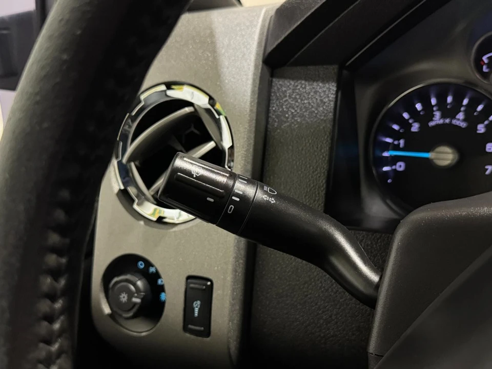 2011 Ford Super Duty 3rd Gen - Image 24 of 31
