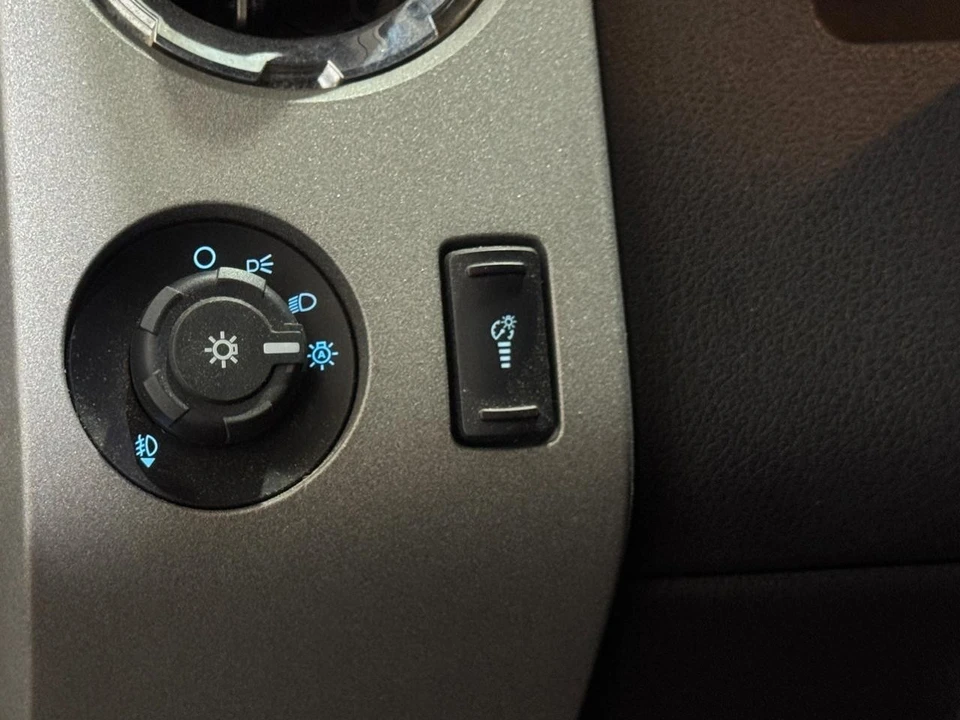 2011 Ford Super Duty 3rd Gen - Image 4 of 9