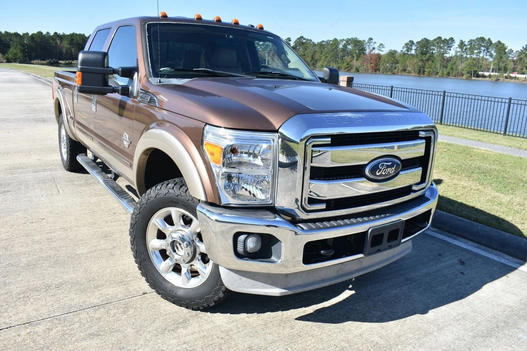 2011 Ford Super Duty 3rd Gen - Image 2 of 12