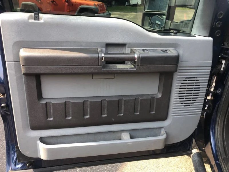 2011 Ford Super Duty 3rd Gen - Image 6 of 12